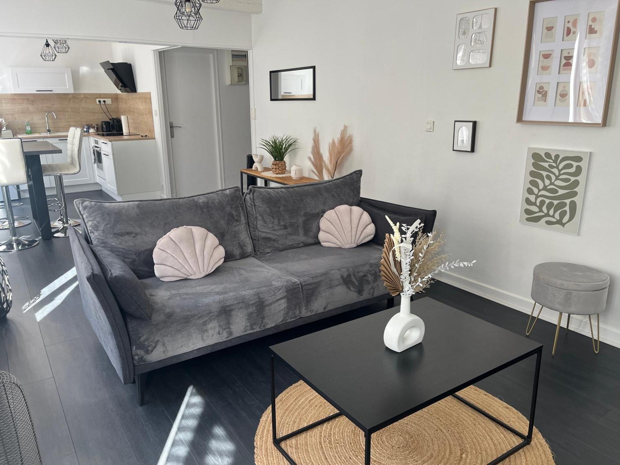 Bel Appartement En Plein Coeur Du Vieux Troyes. Bagian luar foto